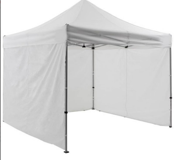 Carpa Toldo 3x3 Plegable Lona Impermeable Con Paredes Blanco, con 1 mesa, 6 sillas y 2 lonas divisorias internas.